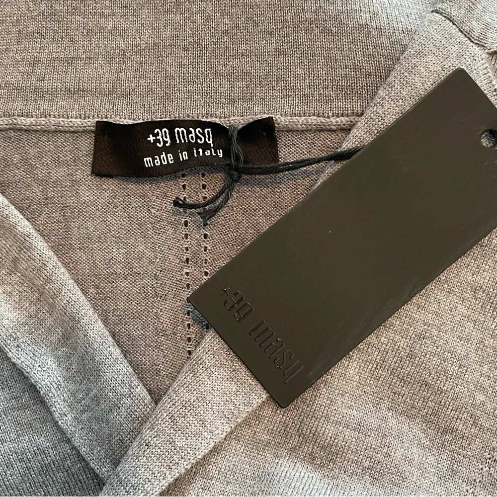 +39 Masq 100% pure extra fine Merino wool cardigan - Picture 2 of 10